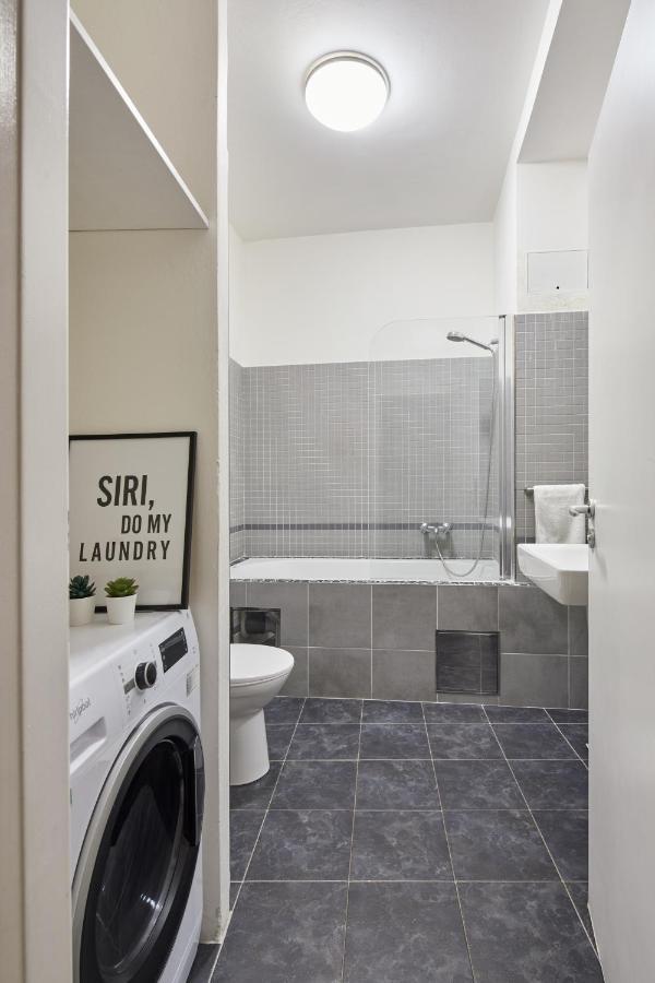 Prague Days - Modern Apt W Retro Elements - New Town Esterno foto