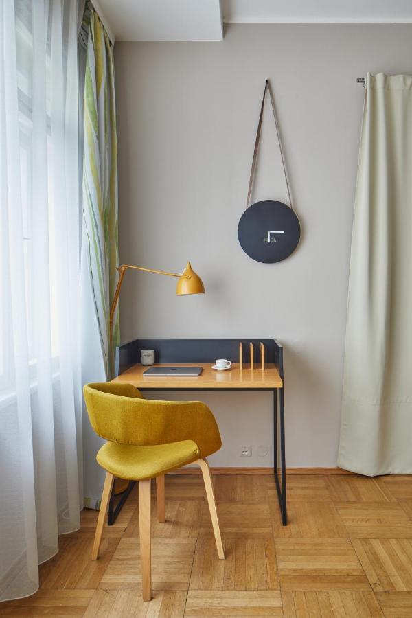 Prague Days - Modern Apt W Retro Elements - New Town Esterno foto